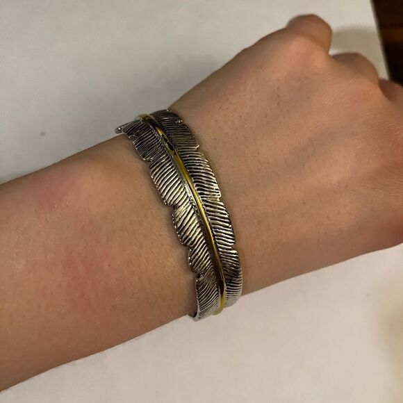 Adjustable Opening Bracelet Silver Plated Bracelet Feather Bracelet - Picture 3 of 16